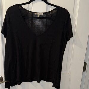 Express Black Relaxed Short Sleeve Tee - size small